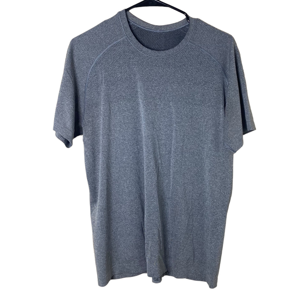 Lululemon Men Grey Work out Short Sleeve Sz M